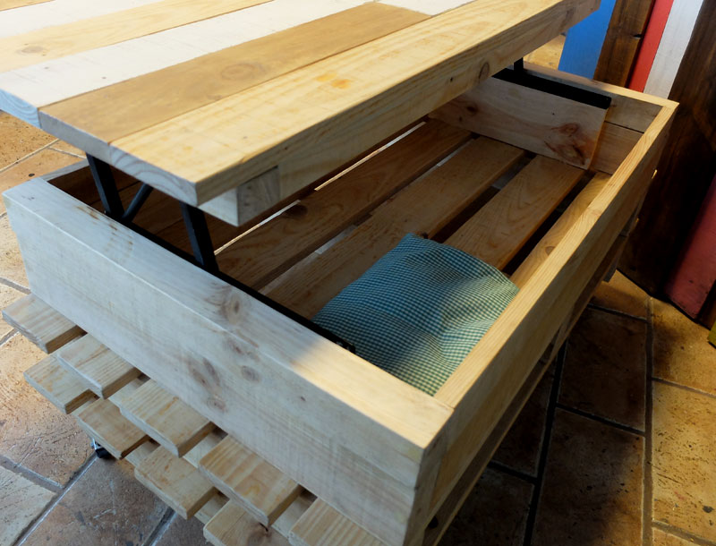 mesa elevable con cajón