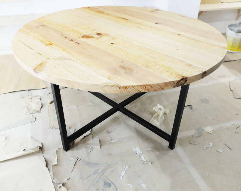 taula rodona fusta i ferro
